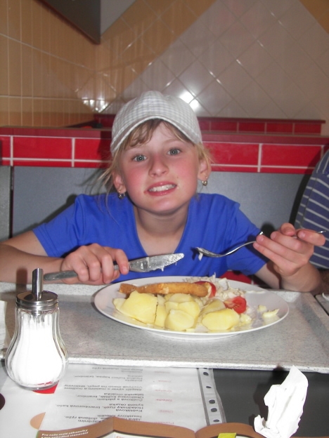 Hana Dušková z Broumova je na cestě k velké tenisové kariéře 