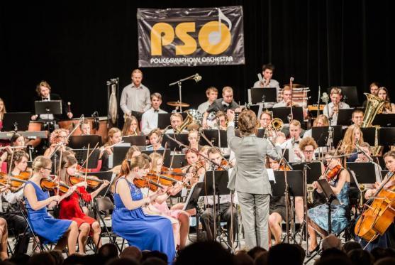 Uznání rodičům, učitelům, starostce, obdiv a poklona sourozencům Soukupovým