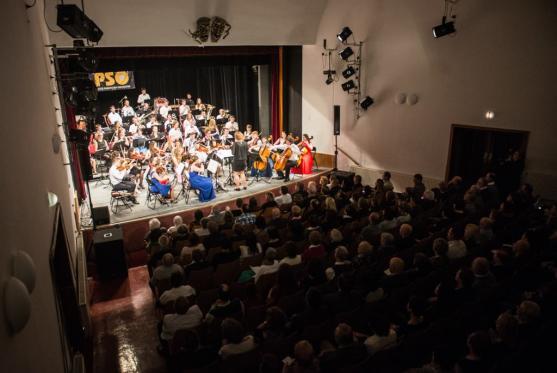 Uznání rodičům, učitelům, starostce, obdiv a poklona sourozencům Soukupovým