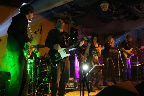 Eden zažil další hudební parádu v podání Hudby Praha bandu