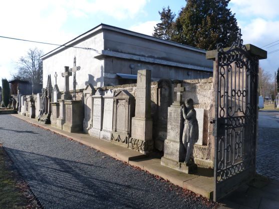 Broumovské hřbitovní náhrobky jsou součástí putovní výstavy Má vlast cestami proměn