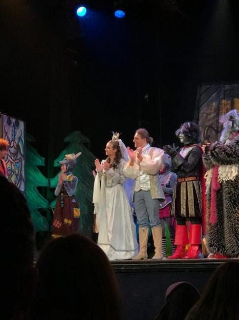 Tahle krásná princezna se rozhodně nenudí! Nové české superhrdince je teprve sedmnáct