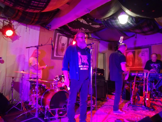 Povedený bluesrockový dýchánek