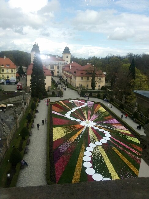 Začíná fantastická přehlídka květin na zámku Książ