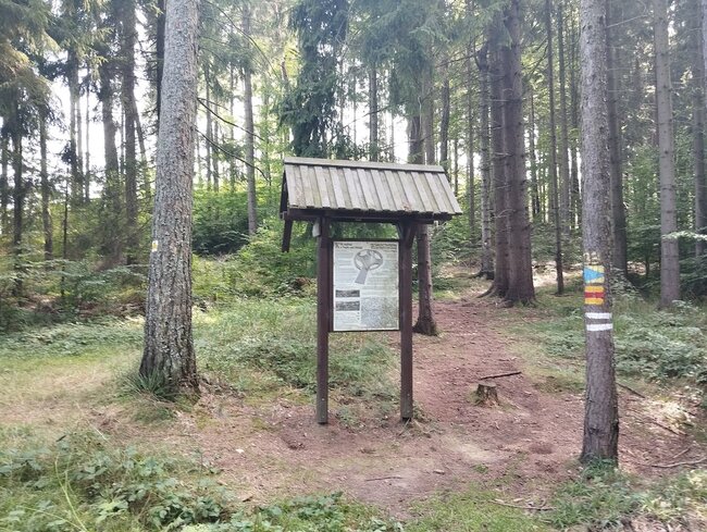 Krajinou Teplicka: krajinou výhledů i historie, krajinou bez lidí
