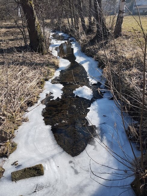 Od kříže k menhirům