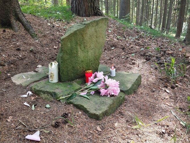 80 let od vraždy na Bukové hoře: Bolest zůstává