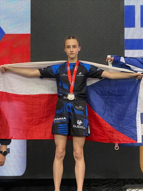 Broumovská stopa v Řecku: Borci z Broumovska přivezli medaile z mistrovství Evropy v MMA