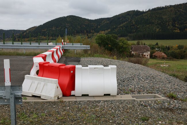 Začala stavba D11. Ovlivní i dopravu na Broumovsku