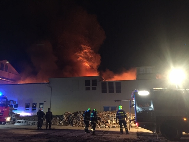 Firma HAUK děkuje hasičům za jejich nasazení