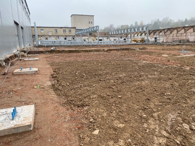 Petr Hauk: „Motiv fasády nové haly je inspirovaný místní krajinou.“