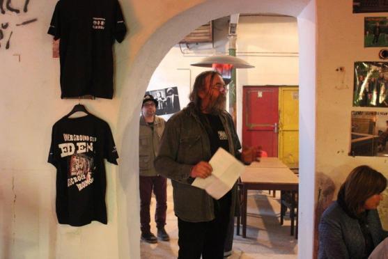 První undergroundový klub na Broumovsku je po rekonstrukci. Zdobí ho originální železné doplňky