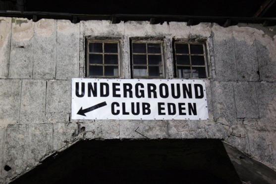 První undergroundový klub na Broumovsku je po rekonstrukci. Zdobí ho originální železné doplňky