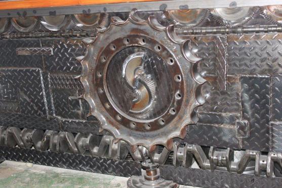 První undergroundový klub na Broumovsku je po rekonstrukci. Zdobí ho originální železné doplňky