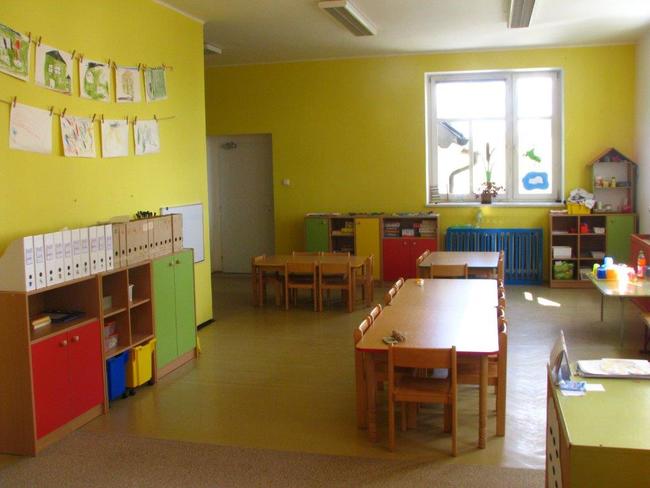 Mateřská škola v Bezděkově nad Metují je vybavena novým nábytkem