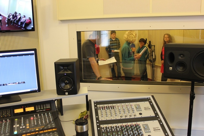 V novém nahrávacím studiu v klášteře vzniká dětská audiokniha 