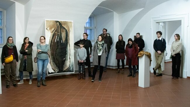 Představuji si, že podhoubí v temnotě pod zemí září