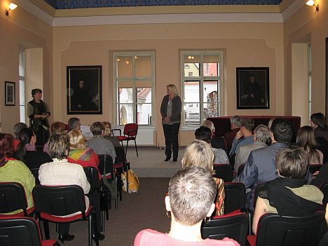 Poezii vyslechli studenti i široká veřejnost 