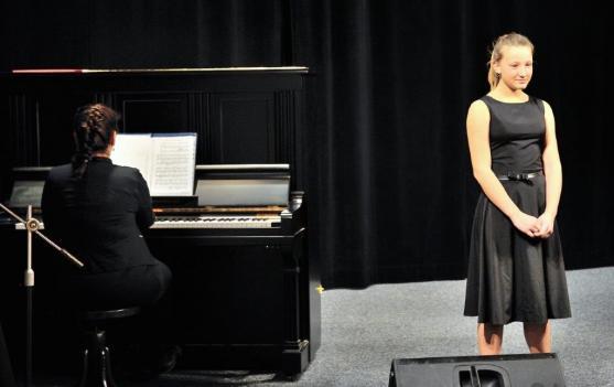 ZUŠ Broumov pořádala krajské kolo Karlovarského skřivánka