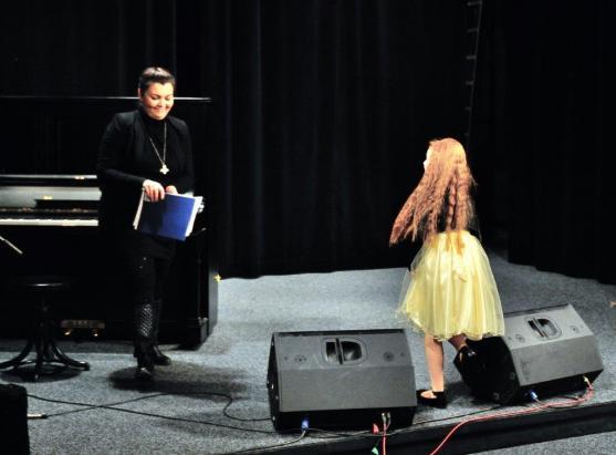 ZUŠ Broumov pořádala krajské kolo Karlovarského skřivánka