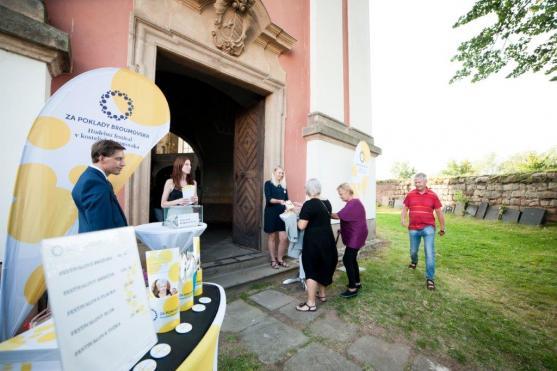 Světově proslulá sopranistka Eva Urbanová zakončila festival Za poklady Broumovska