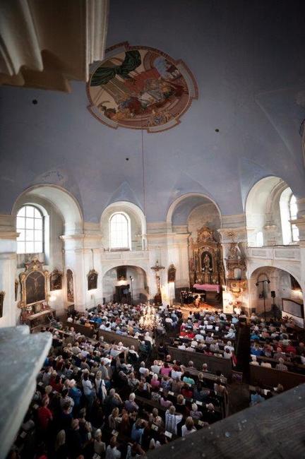 Světově proslulá sopranistka Eva Urbanová zakončila festival Za poklady Broumovska