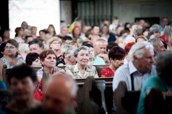Světově proslulá sopranistka Eva Urbanová zakončila festival Za poklady Broumovska