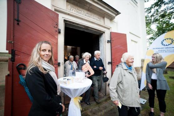 Laureáti Mezinárodní soutěže Broumovská klávesa zahráli v rámci festivalu Za poklady Broumovska v Martínkovicích