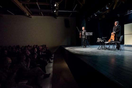 Hudební festival Za poklady Broumovska symbolicky zahájil Jaroslav Svěcený