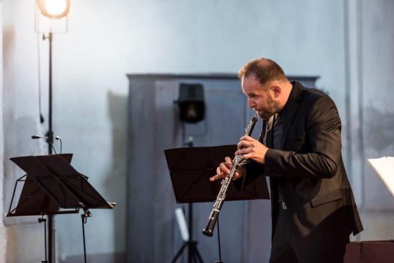 Božanovský kostel se rozezněl zahajovacím koncertem festivalu Za poklady Broumovska