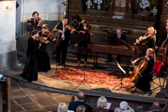 Božanovský kostel se rozezněl zahajovacím koncertem festivalu Za poklady Broumovska