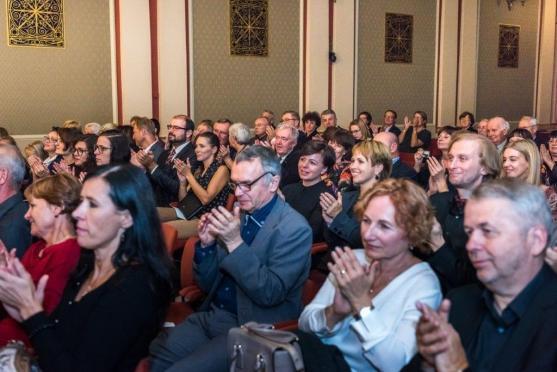 Laureáti Broumovské klávesy vystoupili v Sukově síni pražského Rudolfina