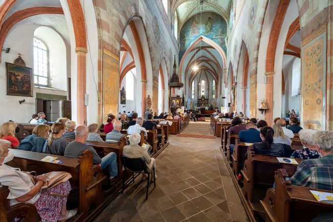 Koncert skončil dlouhotrvajícím potleskem vstoje