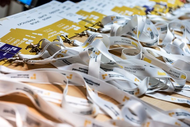 „Jaké hodnoty jsou důležité pro společnost?“ zjišťovaly Broumovské diskuse první den