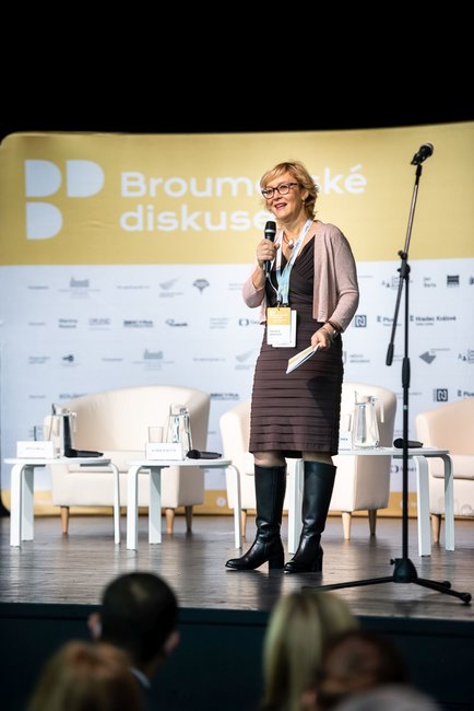 „Jaké hodnoty jsou důležité pro společnost?“ zjišťovaly Broumovské diskuse první den