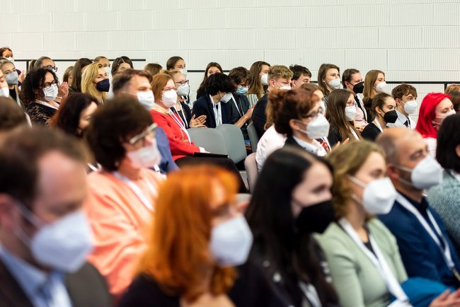 „Jaké hodnoty jsou důležité pro společnost?“ zjišťovaly Broumovské diskuse první den