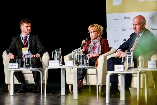 Broumovské diskuse v pátek zaměřily svou pozornost na hledání společných hodnot