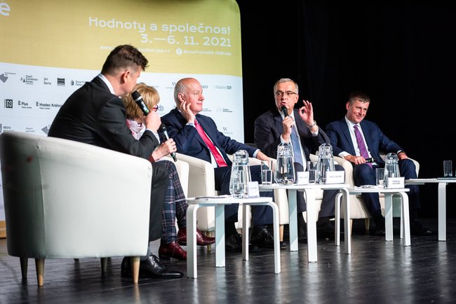 Broumovské diskuse v pátek zaměřily svou pozornost na hledání společných hodnot