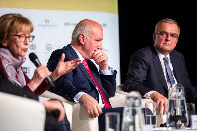 Broumovské diskuse v pátek zaměřily svou pozornost na hledání společných hodnot