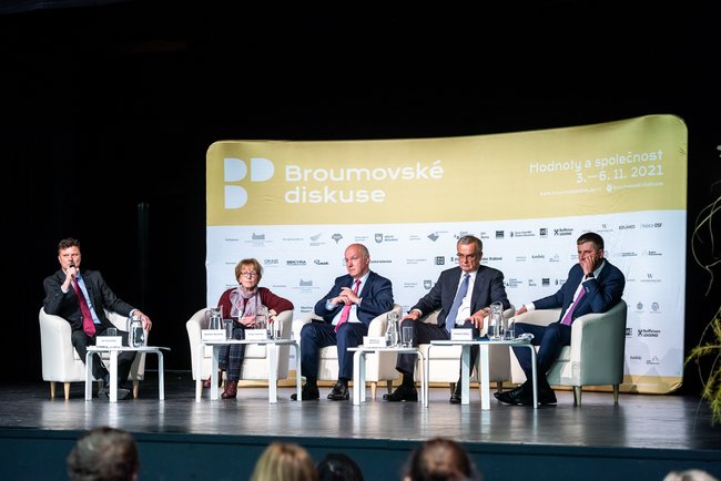 Broumovské diskuse v pátek zaměřily svou pozornost na hledání společných hodnot