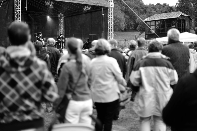 Když Beatles zněli klášterní Zahradou*