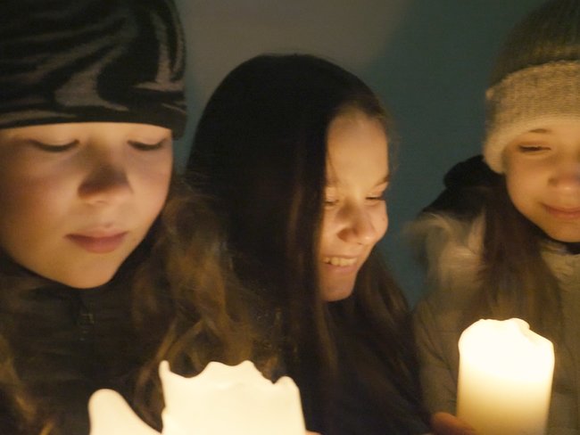 Pusťte si První broumovskou koledu víly Anděly