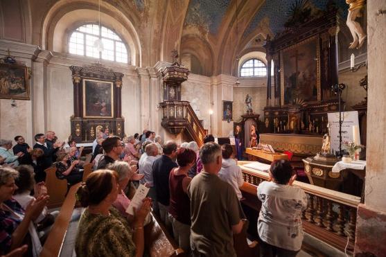 Čtvrtý koncert festivalu Za poklady Broumovska pozval milovníky klasické hudby do Adršpachu