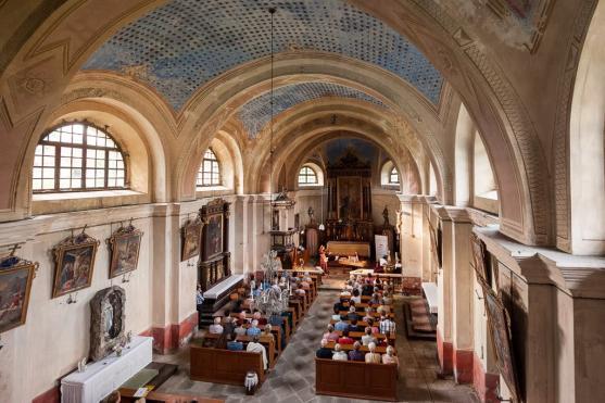 Čtvrtý koncert festivalu Za poklady Broumovska pozval milovníky klasické hudby do Adršpachu