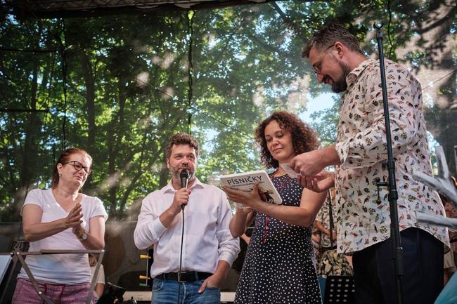 Léto a hudba jsou tady!