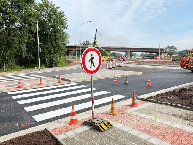 Nová okružní křižovatka v Náchodě-Bělovsi je hotová
