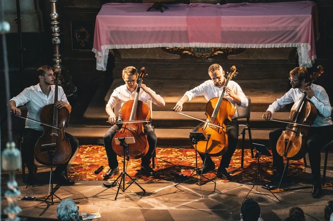 Festival Za poklady Broumovska míří do finále koncertem Prague Cello Quartet