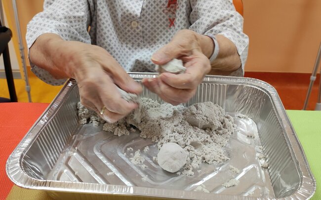 Arteterapie v Nemocnici Broumov: Společné tvoření a radost z umění