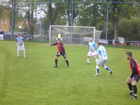 Fotbal: Broumov i Police nad Metují prohrály své zápasy v krajském přeboru