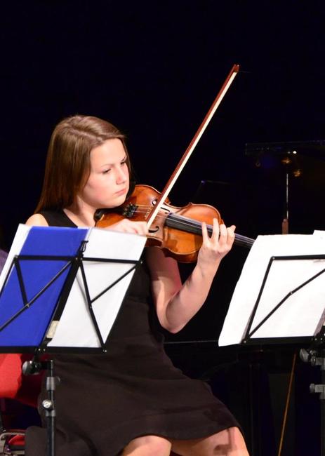 Velký úspěch houslistky Anny Liché v mezinárodní soutěži